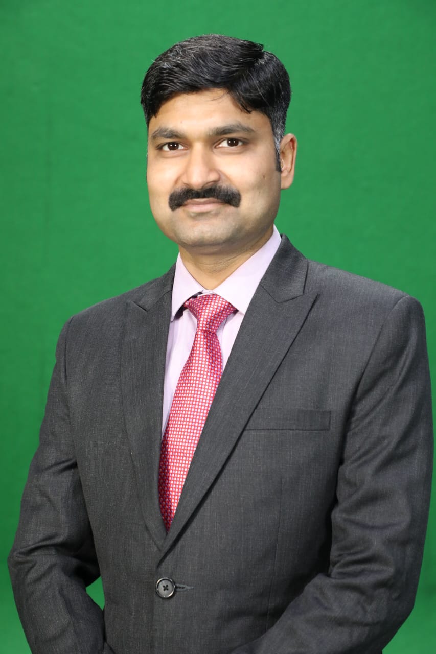 Dr. Akshat Agrawal Profile Pic